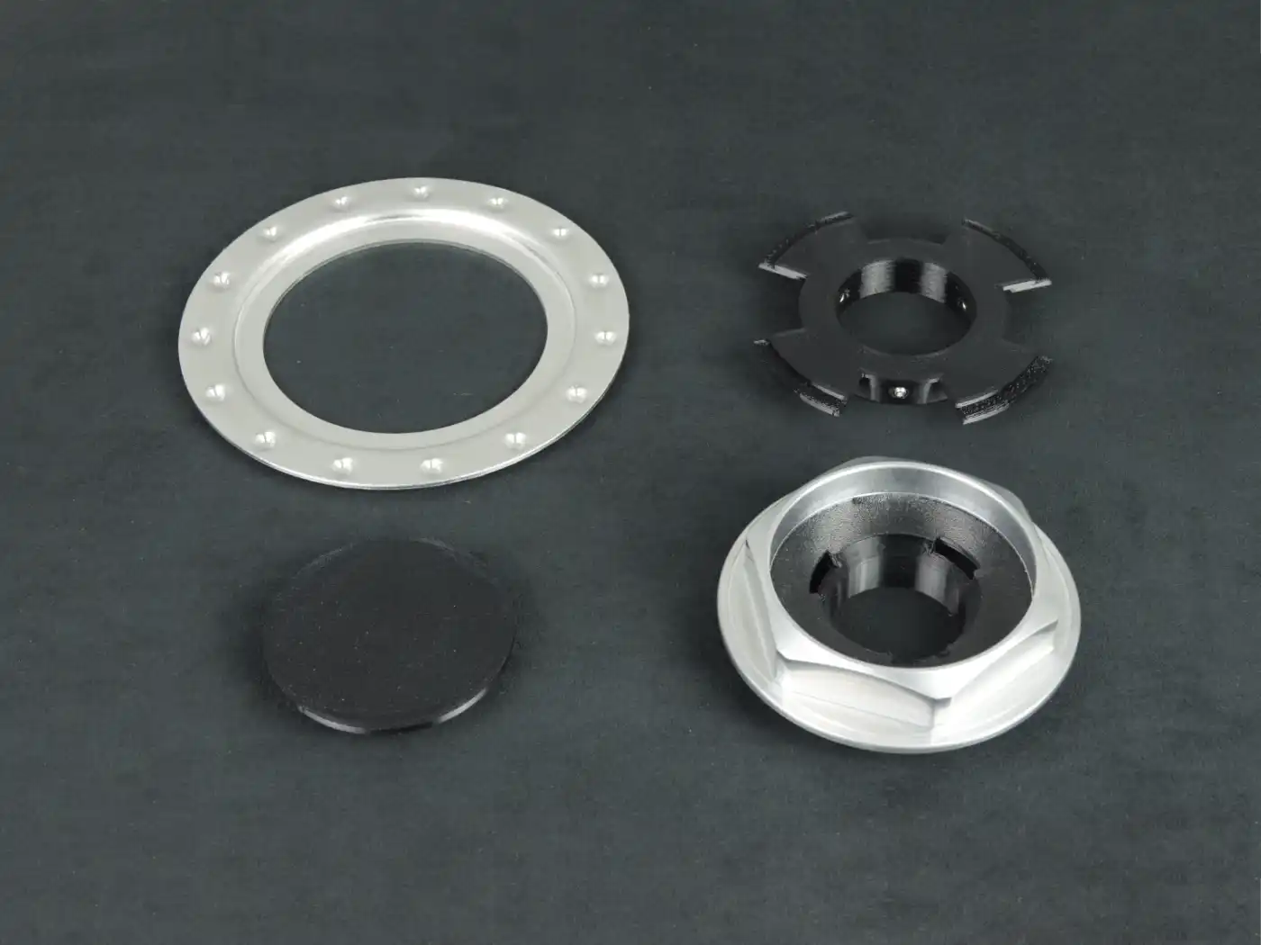 BBS VW  RJ407 RM012 center caps - ALU hex and waffle plate